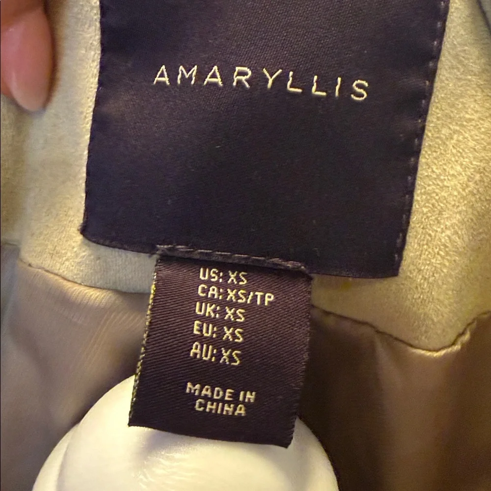 Amaryllis Beige Fringe Women's Jacket - Picture 3 of 4